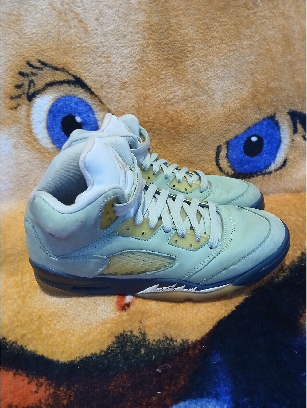 Jordan 5 Retro Green Suede Sneakers Size 7Y